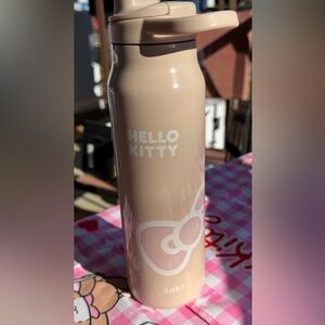 ZAK! Design Hello Kitty Pink Beige Vacuum Insulated Bottle
